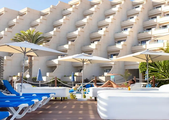 Alexandre Grand Teguise Playa 4*