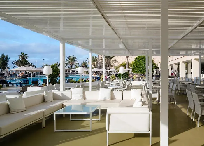 Hotel Alexandre Grand Teguise Playa 4*