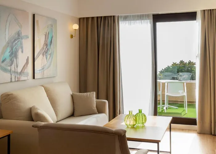 Отель Alexandre Grand Teguise Playa 4*